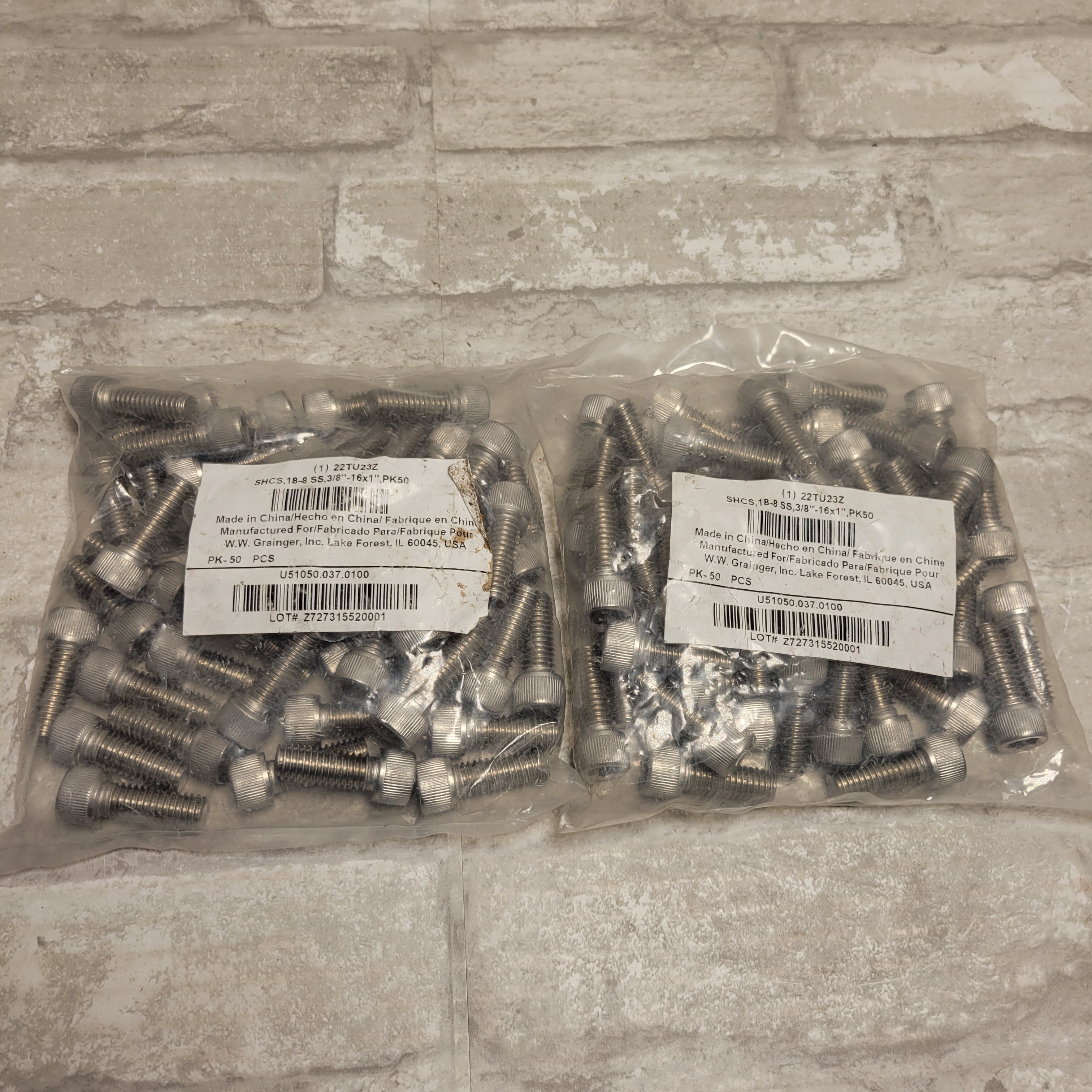 Socket Head Cap Screw: 3/8"-16 Thread, 1" Lg, Std, Plain, 100 PK (8137105080558)